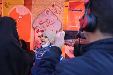 گزارش تصویری حضور کارکنان در راهپیمایی ۲۲ بهمن امسال